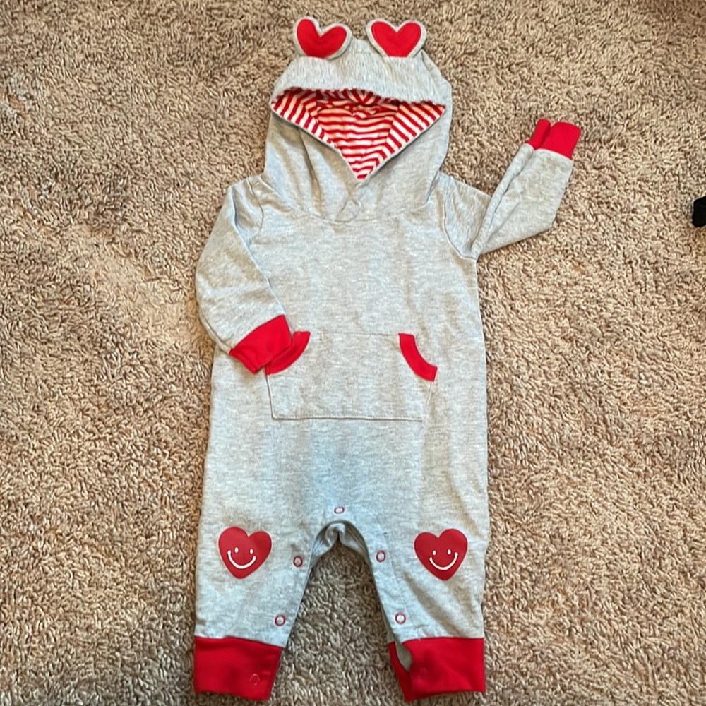 ❤️Valentines one piece❤️